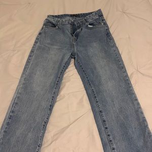 pretty little thing straight leg jeans
